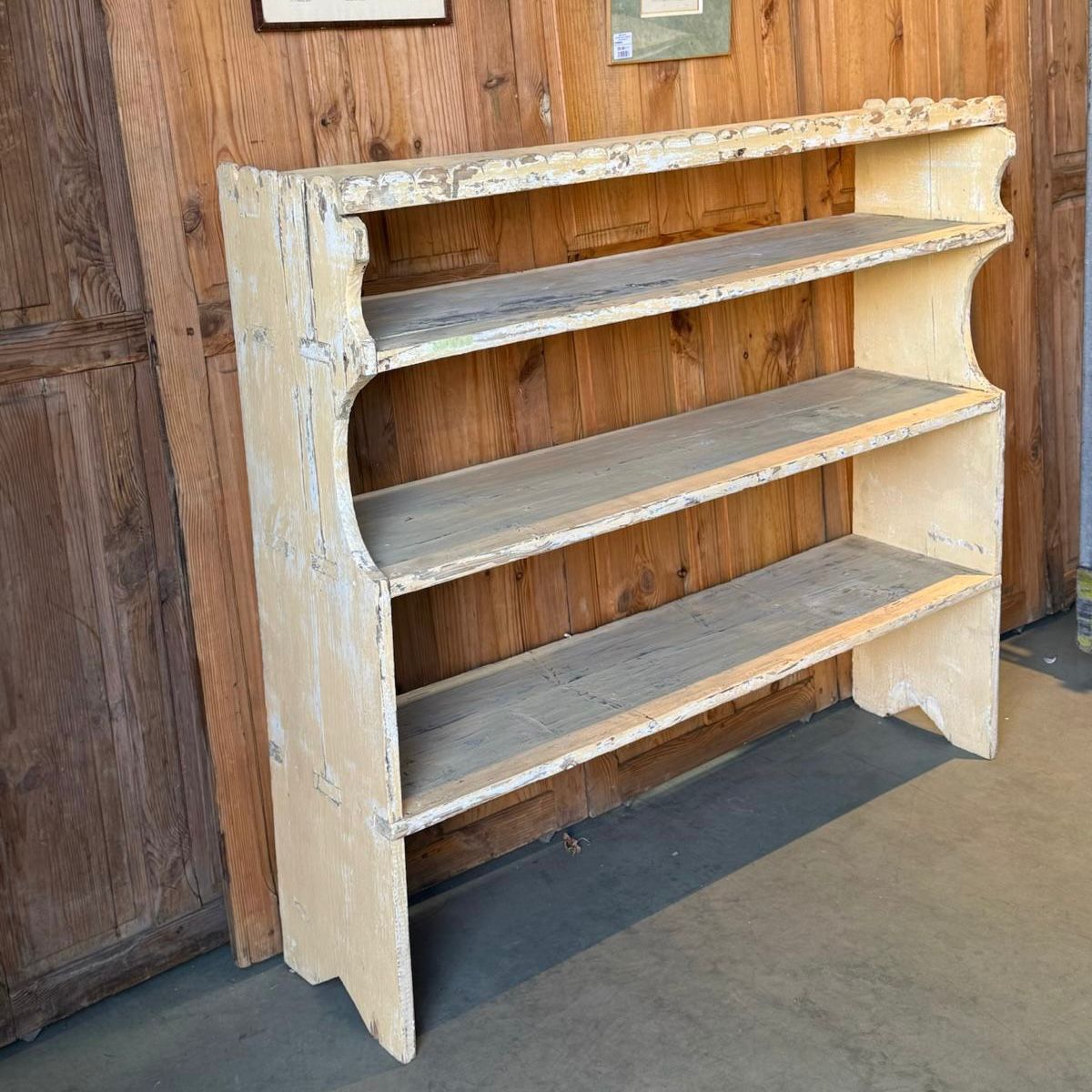 Etagère