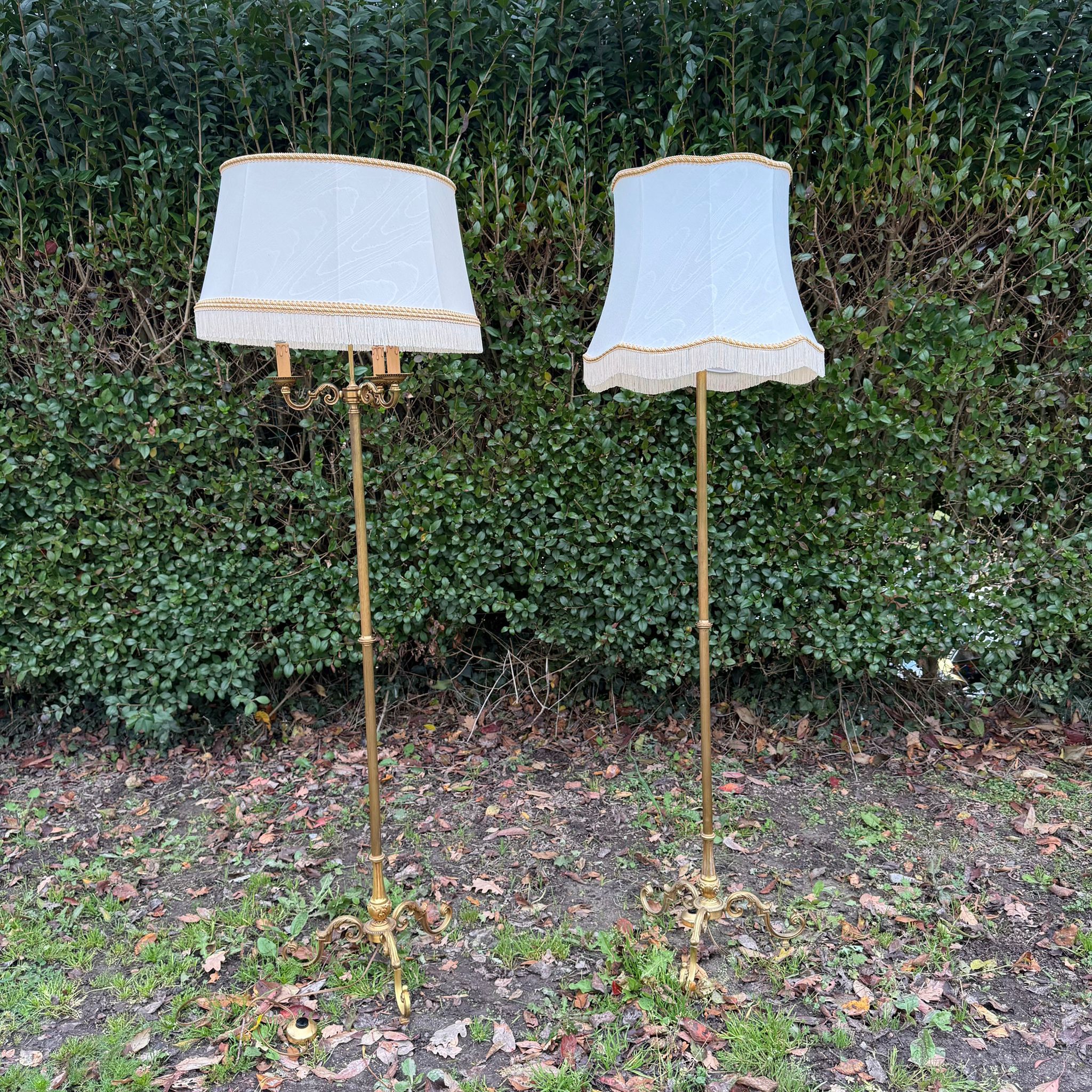 Paire de lampadaire