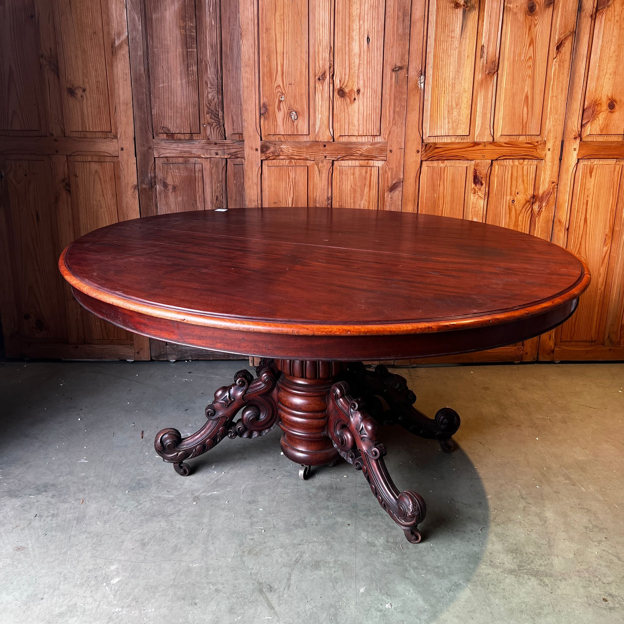 Table ovale